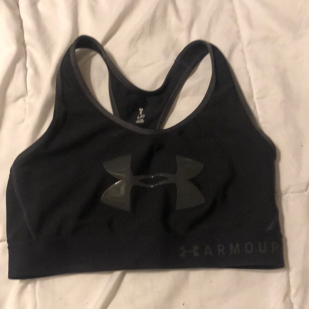 Under armor sports bra. Size medium